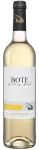 Bote sailing boat white wine
